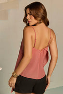 Blusa com sobreposição