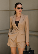 Conjunto Alfaiataria de Linho com Blazer e Shorts